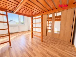 Pronájem bytu 1+1, Chomutov, Hornická, 35 m2