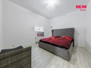 Prodej komerční nemovitosti, Karlovy Vary, Moravská, 85 m2