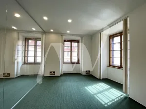 Pronájem kanceláře, Praha - Staré Město, Husova, 167 m2