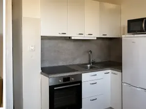 Pronájem bytu 1+kk, Praha - Střížkov, Černého, 24 m2