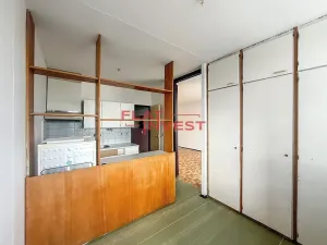 Prodej bytu 3+1, Praha - Kobylisy, Štíbrova, 66 m2