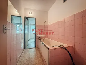 Prodej bytu 3+1, Praha - Kobylisy, Štíbrova, 66 m2