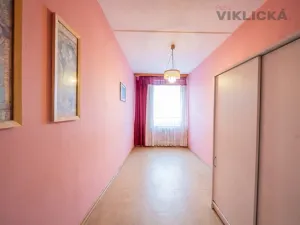 Prodej bytu 3+1, Praha - Modřany, Poljanovova, 62 m2