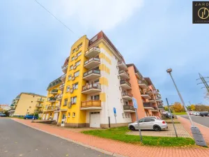 Prodej bytu 2+kk, Kladno, Vojtěcha Lanny, 37 m2
