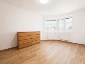 Pronájem bytu 2+kk, Brno, Slatinská, 83 m2