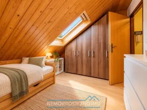 Prodej bytu 3+1, Dobšice, Znojemská, 77 m2