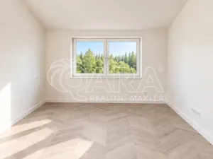 Prodej rodinného domu, Kamenice - Ládví, Lomená, 156 m2