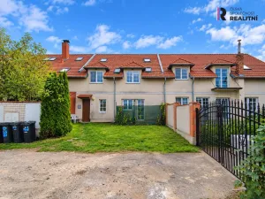 Prodej bytu 2+kk, Holubice, Za Dvorem, 46 m2