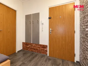 Prodej bytu 3+1, Chodov, náměstí 9. května, 65 m2