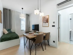Prodej bytu 2+kk, Praha - Nusle, náměstí Bratří Synků, 30 m2