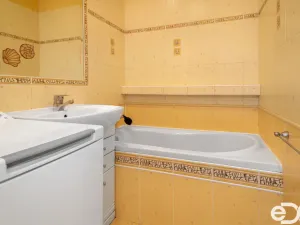 Prodej bytu 2+1, Hradec Králové, Sekaninova, 51 m2