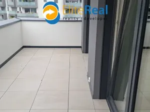 Pronájem bytu 2+kk, Olomouc, Varšavské nám., 43 m2