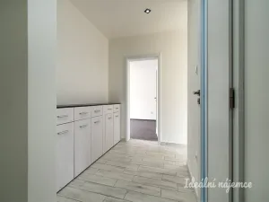Pronájem bytu 2+1, Praha - Malešice, Přistoupimská, 54 m2