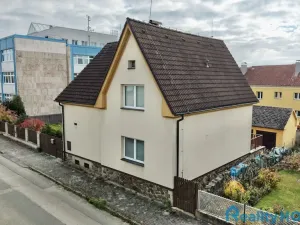 Prodej rodinného domu, Týn nad Vltavou, Komzákova, 153 m2