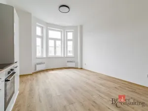 Prodej bytu 2+kk, Opava - Předměstí, Zámecký okruh, 49 m2