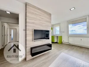 Prodej bytu 4+kk, Praha - Troja, U Pentlovky, 77 m2