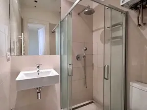Pronájem bytu 2+kk, Praha - Karlín, Březinova, 47 m2