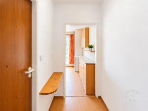 Pronájem bytu 1+1, Luštěnice - Zelená, 33 m2
