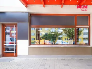Pronájem obchodního prostoru, Most, Obránců míru, 90 m2
