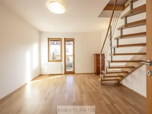 Pronájem bytu 3+kk, Praha - Smíchov, U Malvazinky, 83 m2