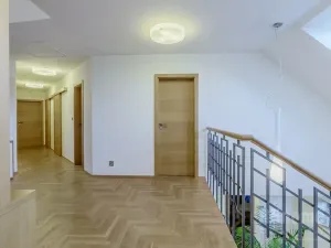 Prodej rodinného domu, Třebotov, V Zálesí, 300 m2