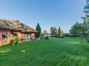 Prodej rodinného domu, Třebotov, V Zálesí, 300 m2