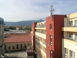 Pronájem bytu 2+kk, Liberec, Tatranská, 59 m2
