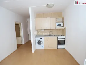 Prodej bytu 2+kk, Karlovy Vary - Drahovice, Vítězná, 41 m2
