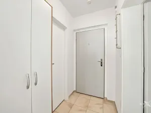 Pronájem bytu 2+1, Praha - Vršovice, Petrohradská, 59 m2