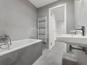 Pronájem bytu 4+kk, Praha - Hloubětín, Mandloňová, 174 m2