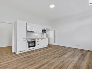 Prodej bytu 2+kk, Jablonec nad Nisou - Mšeno nad Nisou, Palackého, 51 m2