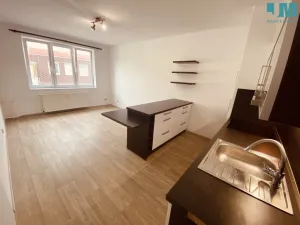 Pronájem bytu 2+kk, Pelhřimov, Pražská, 45 m2