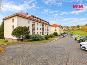 Prodej bytu 3+1, Benešov u Semil, 73 m2