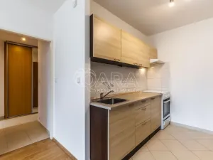 Pronájem bytu 2+kk, Praha - Háje, Plickova, 42 m2