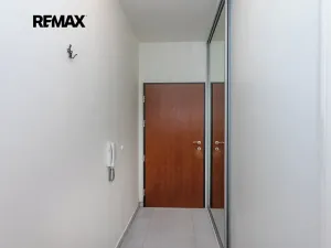 Prodej bytu 2+kk, Praha - Stodůlky, Jeremiášova, 54 m2