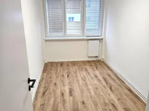 Prodej bytu 3+1, Teplice - Prosetice, Rohová, 75 m2