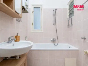 Prodej bytu 2+kk, Praha - Holešovice, Jateční, 61 m2