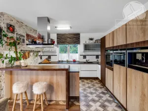 Prodej rodinného domu, Jesenice - Horní Jirčany, 230 m2