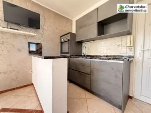 Prodej bytu 2+kk, Novalja, Chorvatsko, 43 m2