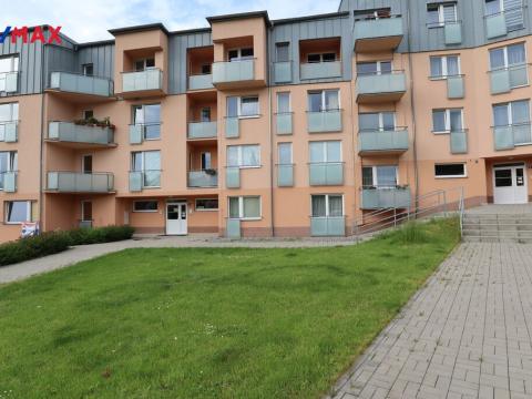 Prodej bytu 2+kk, Karlovy Vary - Doubí, Spálená, 73 m2