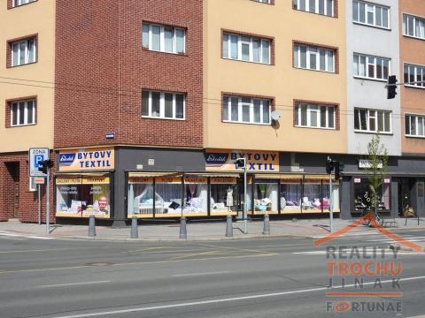 Pronájem obchodního prostoru, Hradec Králové - Pražské Předměstí, Břetislavova, 94 m2