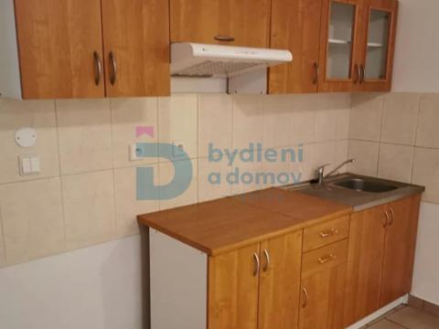 Pronájem bytu 1+kk, Šternberk, Olomoucká, 36 m2