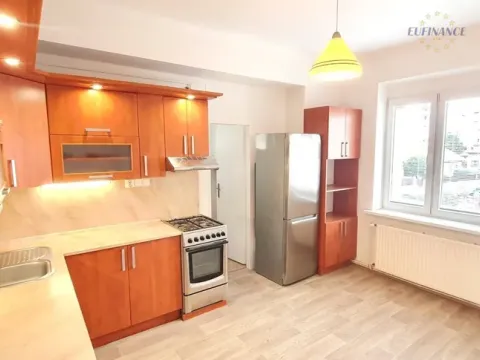 Pronájem bytu 1+1, Kralupy nad Vltavou - Lobeček, Máchova, 50 m2