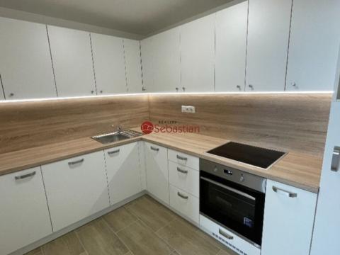 Pronájem bytu 2+1, Teplice - Trnovany, Antonína Sochora, 58 m2