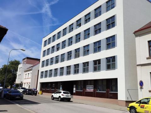 Pronájem kanceláře, Hradec Králové - Pražské Předměstí, Nerudova, 77 m2