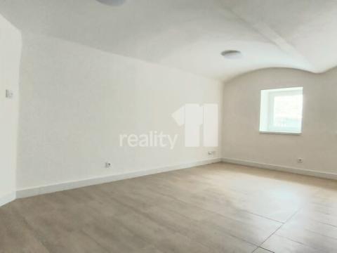 Prodej bytu 2+kk, Františkovy Lázně - Slatina, Klostermannova, 42 m2