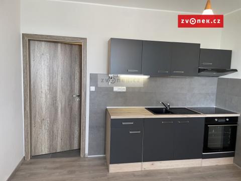 Pronájem bytu 1+1, Otrokovice - Kvítkovice, SNP, 38 m2