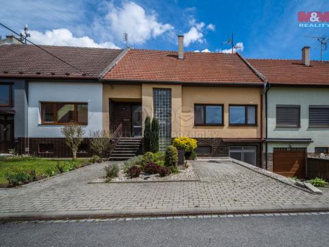 Prodej rodinného domu, Vlčnov, 230 m2