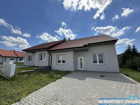 Prodej rodinného domu, Znojmo - Kasárna, 77 m2