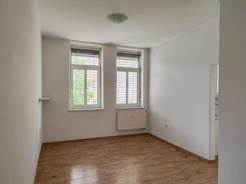 Pronájem bytu 1+1, České Budějovice - České Budějovice 3, B. Smetany, 30 m2
